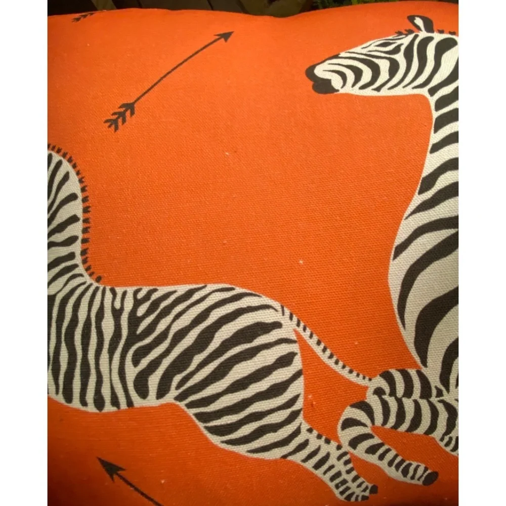 BRAND NEW Throw Pillow Coral Zebra by Scalamandré 18"x18" - Picture 9 of 10